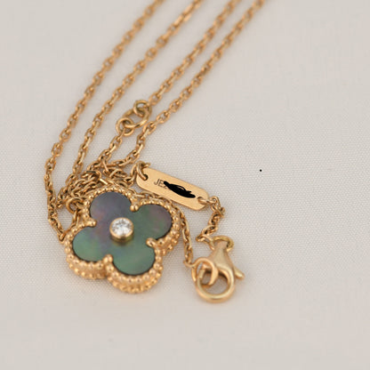 [Max Jewelry ]CLOVER 15MM DIAMOND AND MOTHER-OF-GREY NECKLACE