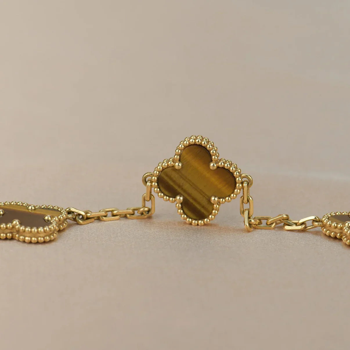 [Max Jewelry ] CLOVER 5 MOTIFS TIGER EYE BRACELET COLLECTION