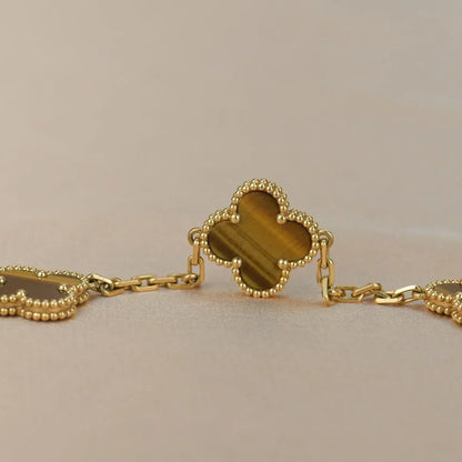 [Plus&Max]LUCKY CLOVER 5-MOTIF BRACELET -  TIGER’S EYE COLLECTION