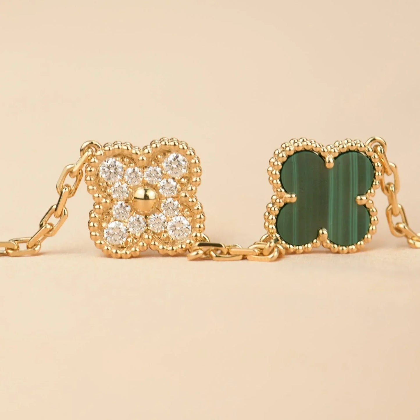 [Max Jewelry ] CLOVER 5 MOTIF MALACHITE BRACELET COLLECTION