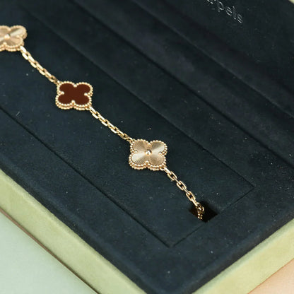 [Max Jewelry ] CLOVER 5 MOTIF RED CORNELIAN BRACELET COLLECTION