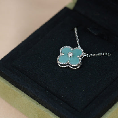 [Max Jewelry ]CLOVER 15MM DIAMOND SVRES PORCELAIN  NECKLACE SILVER