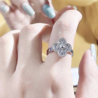 [Max Jewelry ]CLOVER DIAMOND RING