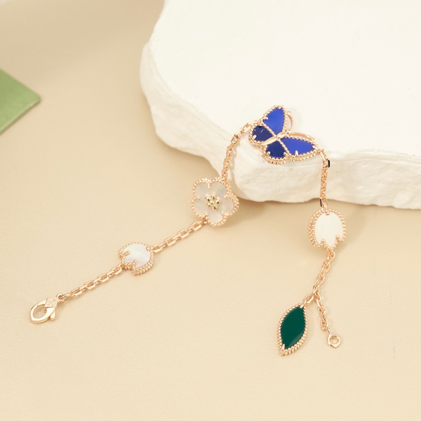 [Max Jewelry]LUCKY SPRING BUTTERFLY 5 MOTIF BRACELET