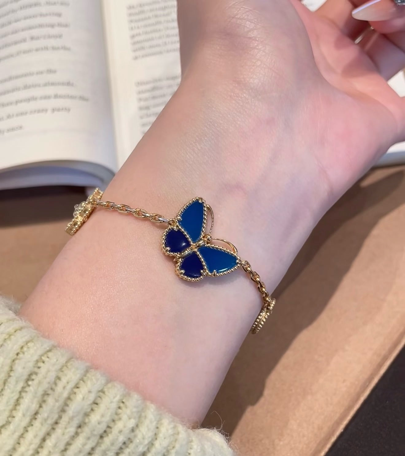 [Max Jewelry]LUCKY SPRING BUTTERFLY 5 MOTIF BRACELET