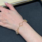 [Plus&Max]CLOVER 5 MOTIF ROCK CRYSTAL BRACELET