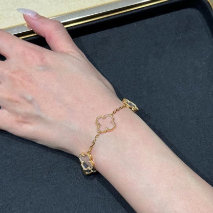 [Max Jewelry ]CLOVER 5 MOTIF ROCK CRYSTAL BRACELET