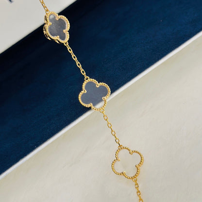 [Max Jewelry ]CLOVER 5 MOTIF ROCK CRYSTAL BRACELET