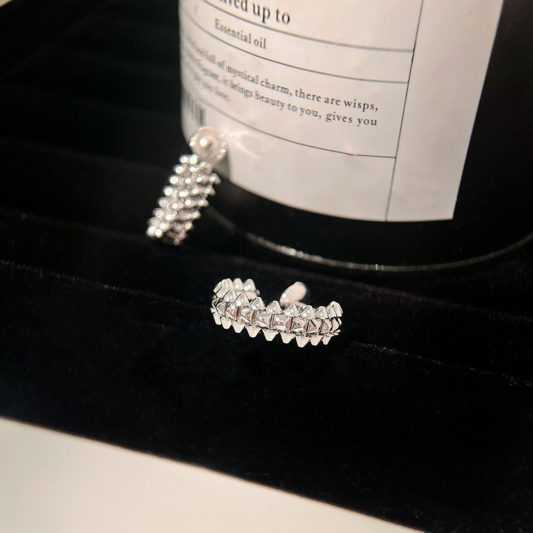 [Max Jewelry ]CLASH SMALL HOOP EARRINGS