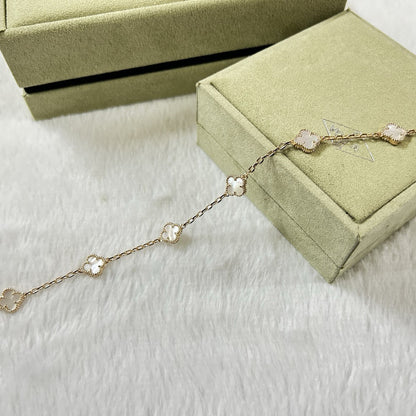 [Max Jewelry ]CLOVER 6 MOTIF WHITE MOP BRACELET