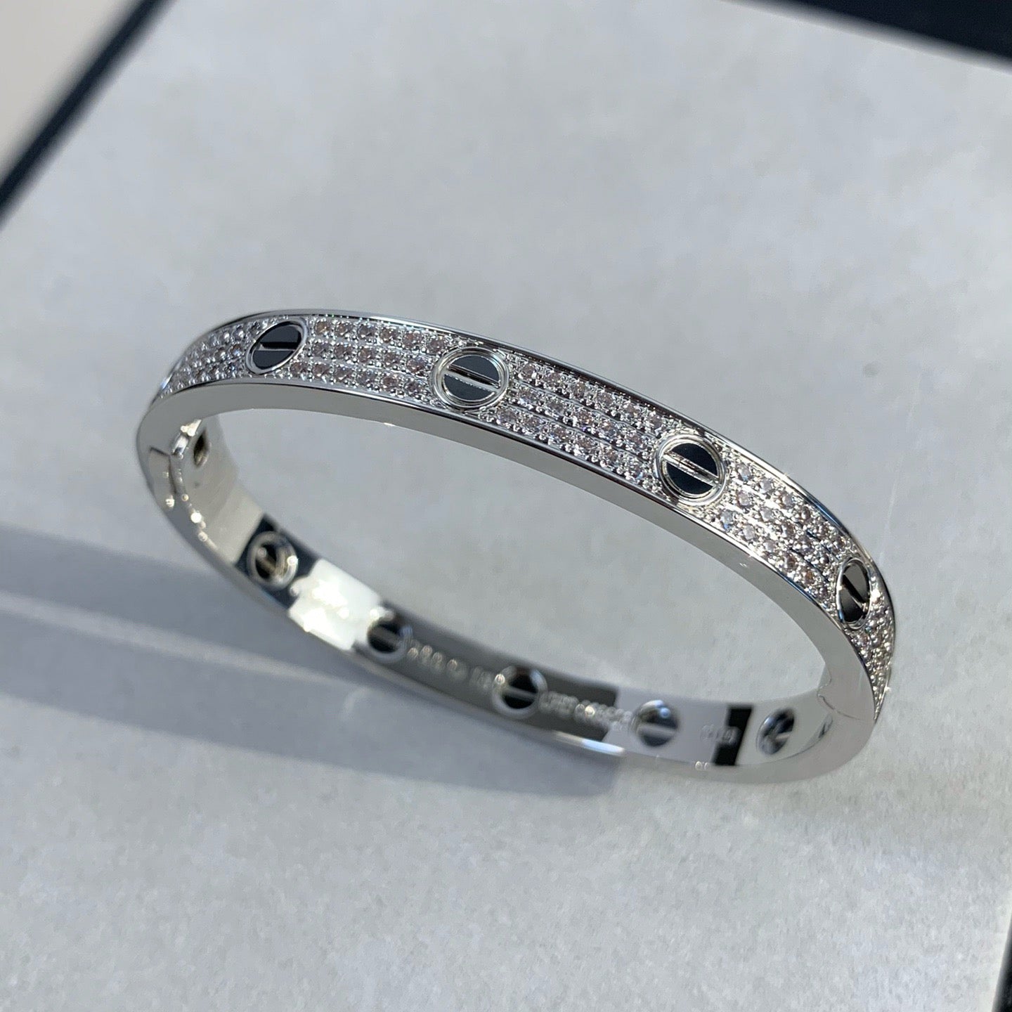 [Max Jewelry ]LOVE BRACELET 6.1MM DIAMOND-PAVED CERAMIC