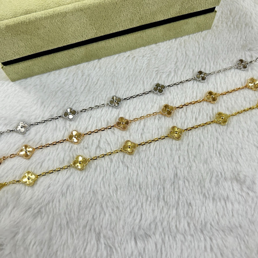 [Max Jewelry ]CLOVER 6 MOTIF DIAMOND BRACELET