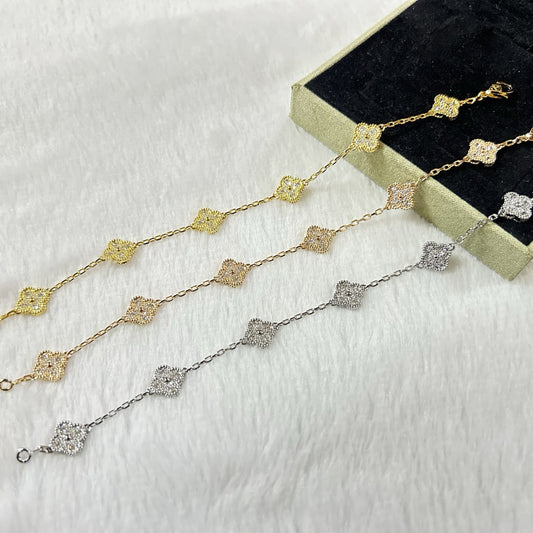 [Max Jewelry ]CLOVER 6 MOTIF DIAMOND BRACELET