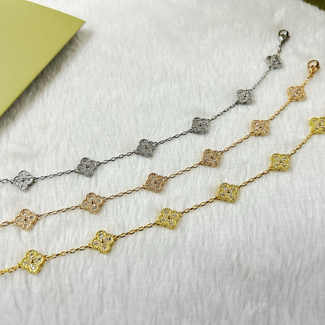 [Max Jewelry ]CLOVER 6 MOTIF DIAMOND BRACELET