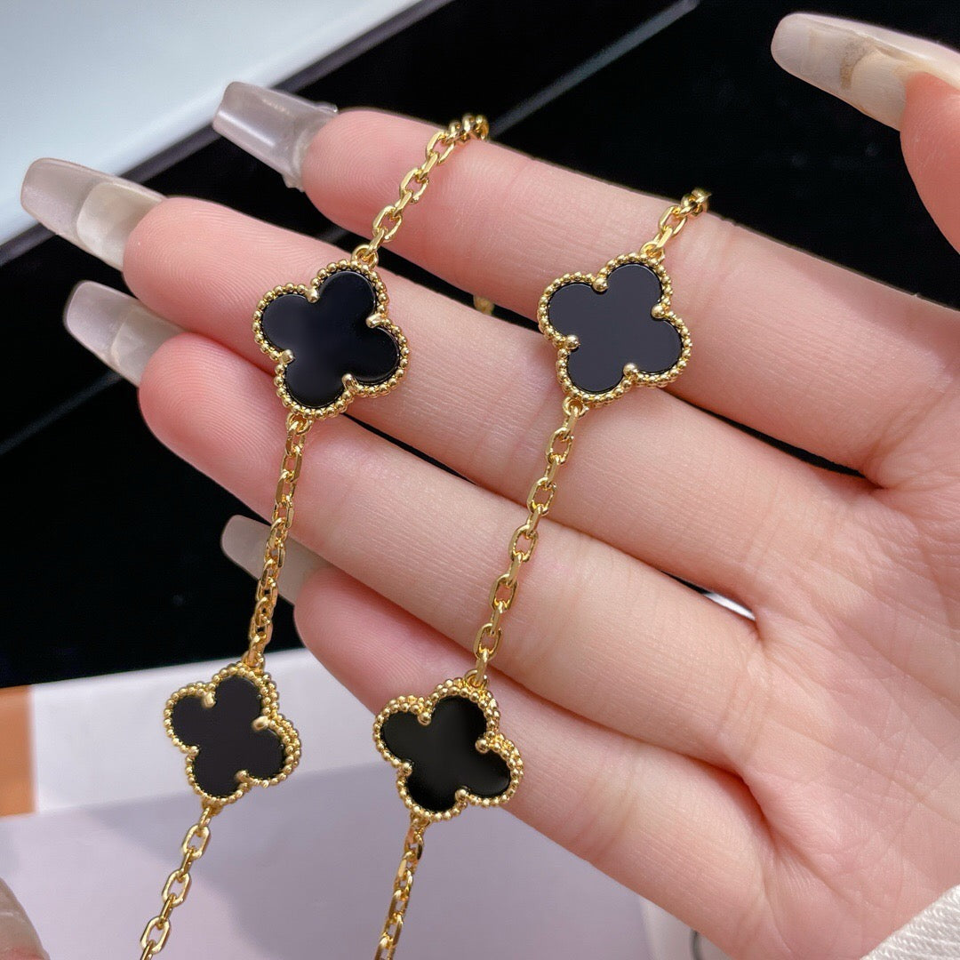 [Max Jewelry ]CLOVER 10 MOTIFS ONYX NECKLACE