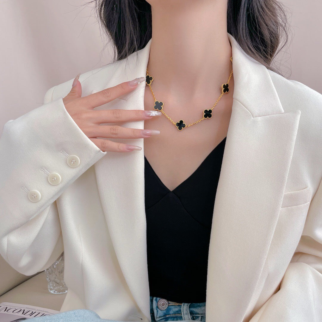 [Max Jewelry ]CLOVER 10 MOTIFS ONYX NECKLACE