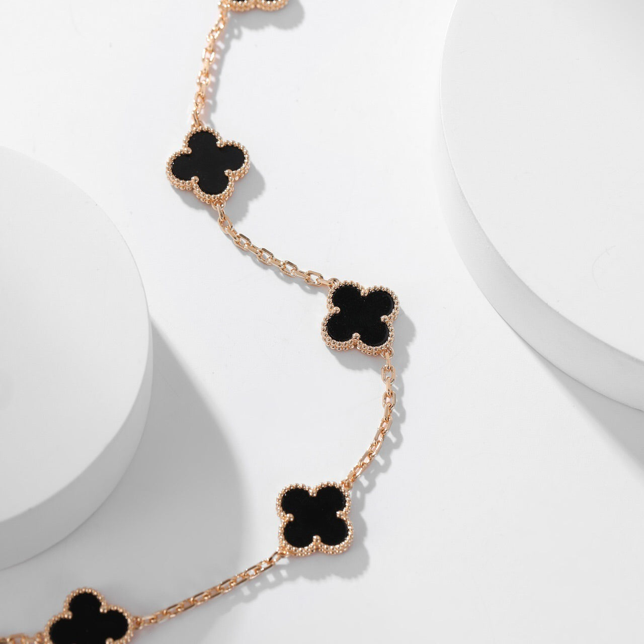 [Max Jewelry ]CLOVER 10 MOTIFS ONYX NECKLACE