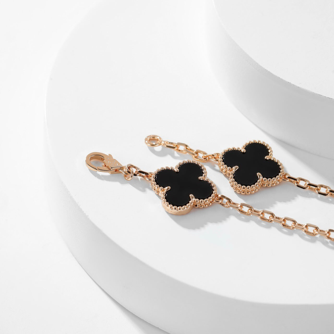 [Max Jewelry ]CLOVER 10 MOTIFS ONYX NECKLACE