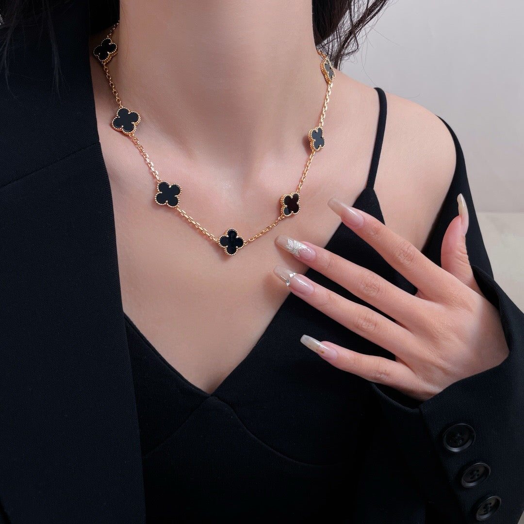 [Max Jewelry ]CLOVER 10 MOTIFS ONYX NECKLACE