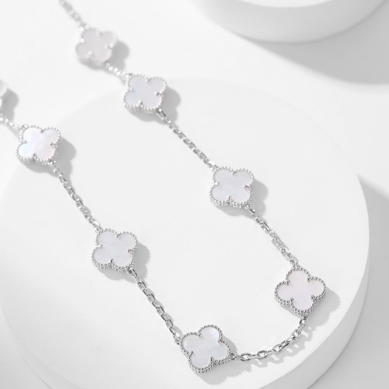 [Max Jewelry ]CLOVER 10 MOTIFS WHITE MOTHER OF PEARL NECKLACE