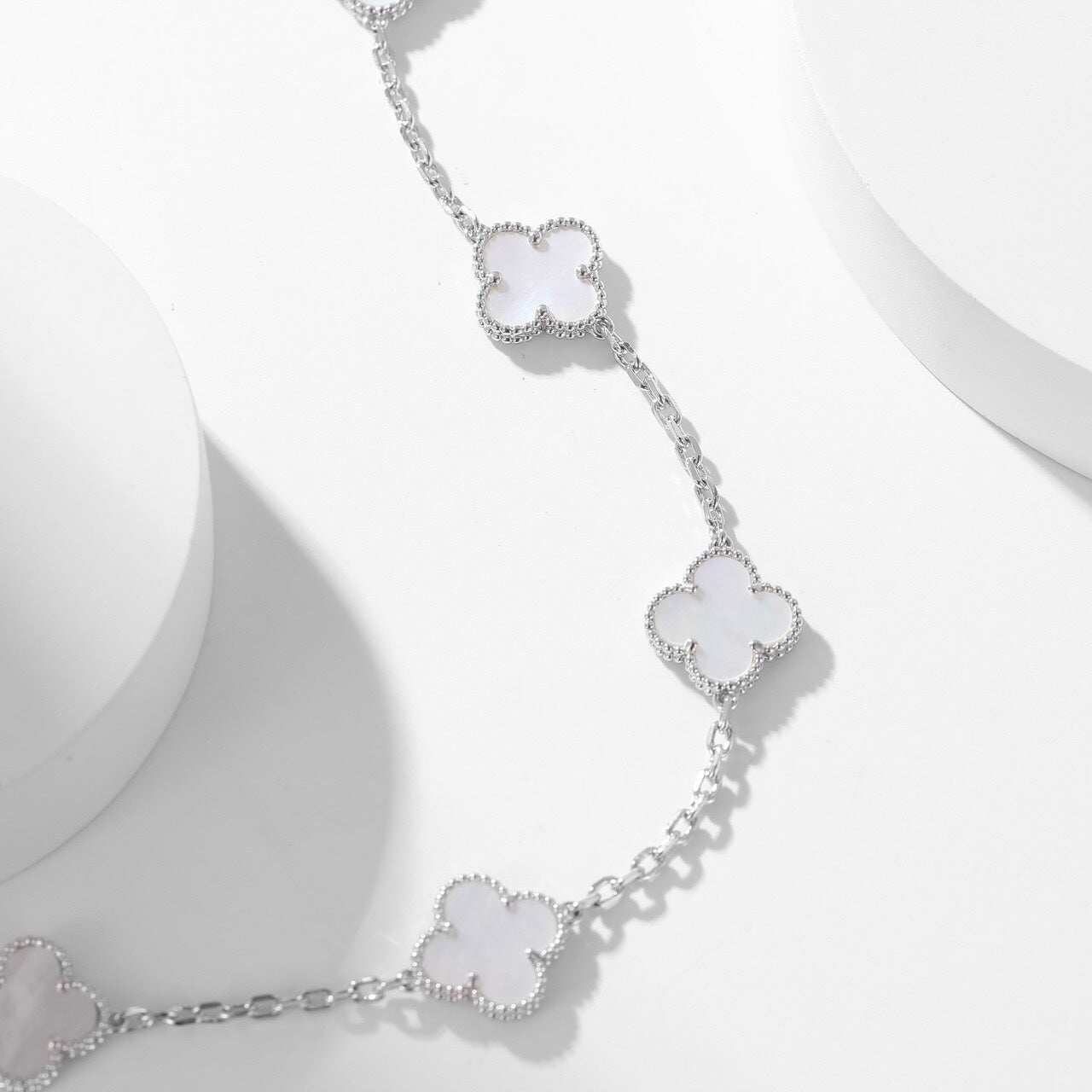 [Max Jewelry ]CLOVER 10 MOTIFS WHITE MOTHER OF PEARL NECKLACE