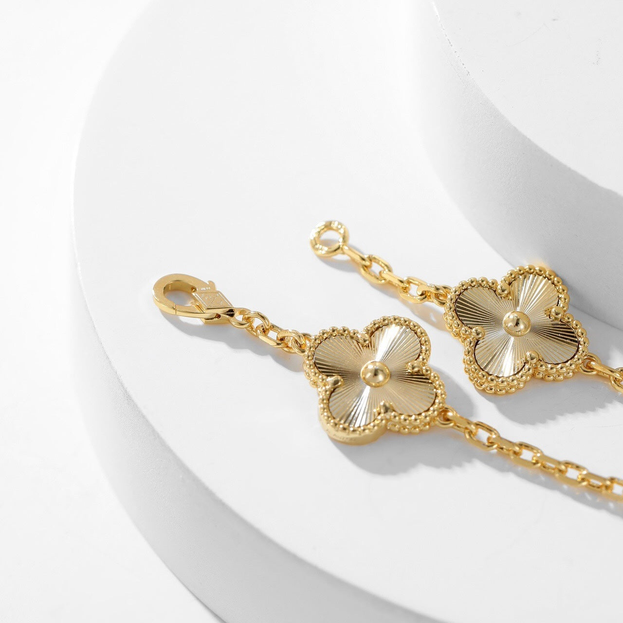 [Max Jewelry ]CLOVER 10 MOTIFS LASER NECKLACE