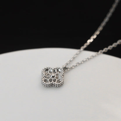 [Max Jewelry ]CLOVER MINI 9.5MM PENDANT DIAMOND NECKLACE