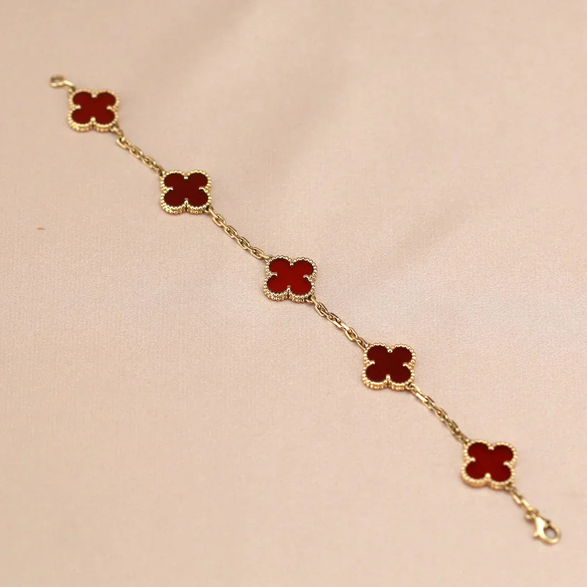 [Max Jewelry ] CLOVER 5 MOTIF RED CORNELIAN BRACELET COLLECTION