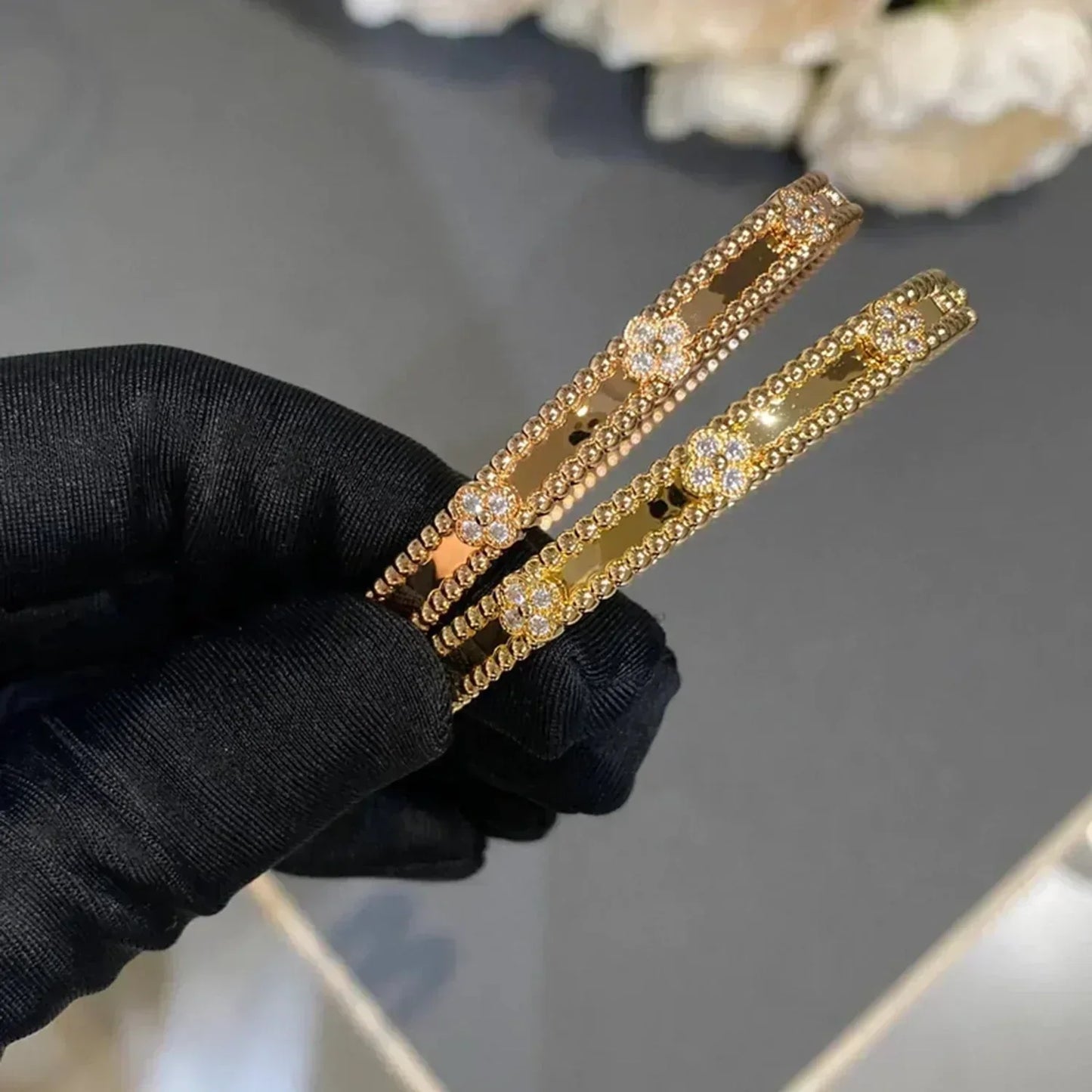 [Max Jewelry ]CLOVER BRACELET 4MM DIAMONDS