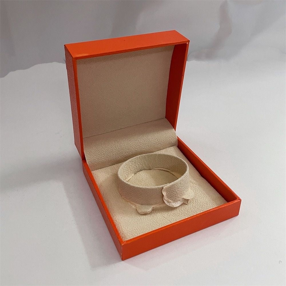 [Max Jewelry ]HM BRACELET NECKLACE RING BOX GIFT BAG