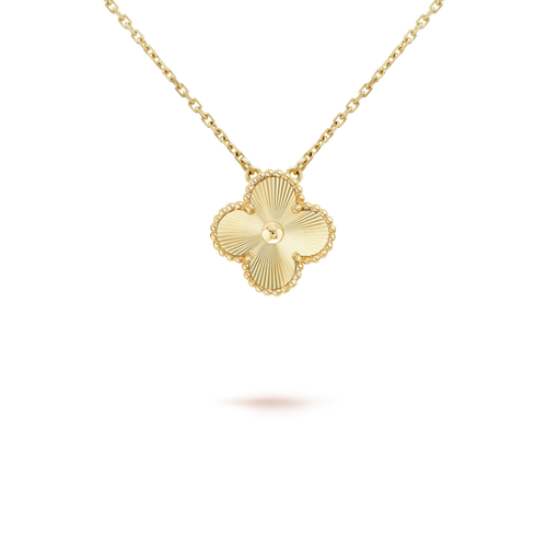 [Plus&Max]CLOVER 15MM LASER NECKLACE