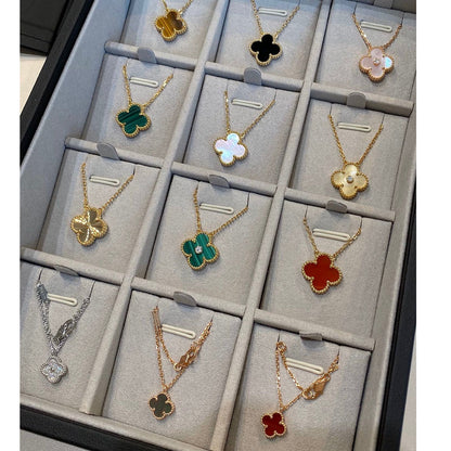 [Max Jewelry ]CLOVER 15MM BLACK ONYX SINGLE FLOWER NECKLACE