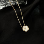 [Plus&Max]LUCKY  WHITE MOP  PLUM BLOSSOM NECKLACE