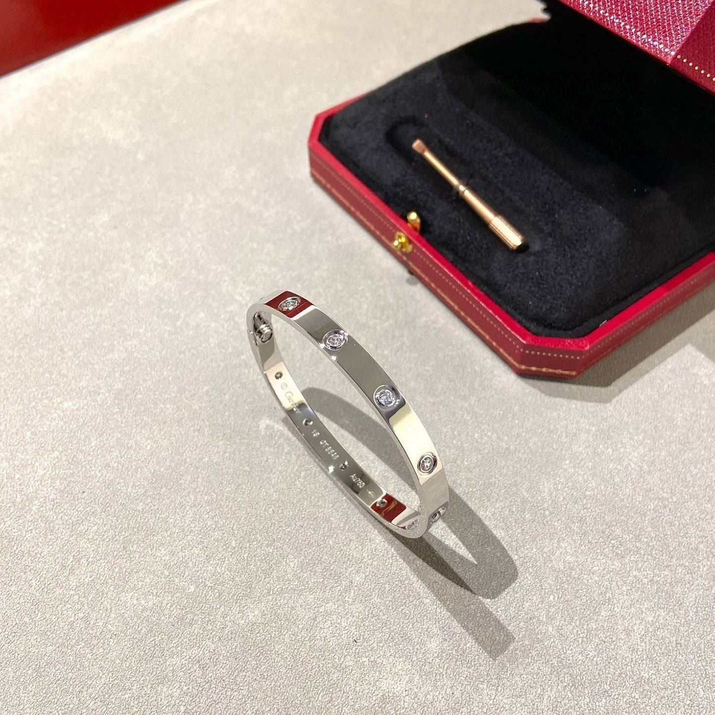 [Max Jewelry ]LOVE BRACELET 6.1MM 10 DIAMONDS