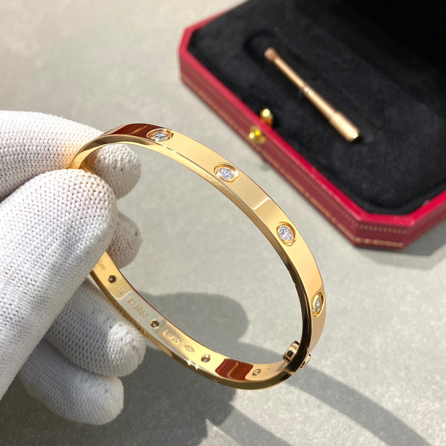 [Max Jewelry ]LOVE BRACELET 6.1MM 10 DIAMONDS