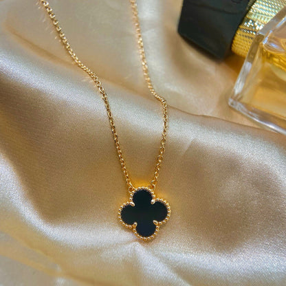 [Max Jewelry ]CLOVER 15MM BLACK ONYX SINGLE FLOWER NECKLACE