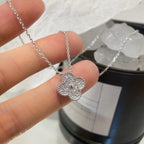 [Plus&Max]CLOVER 15MM DIAMOND SINGLE FLOWER NECKLACE