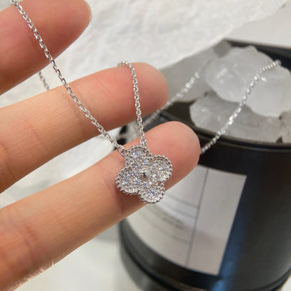 [Max Jewelry ]CLOVER 15MM DIAMOND SINGLE FLOWER NECKLACE