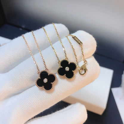 [Max Jewelry ]CLOVER 15MM DIAMOND ONYX NECKLACE