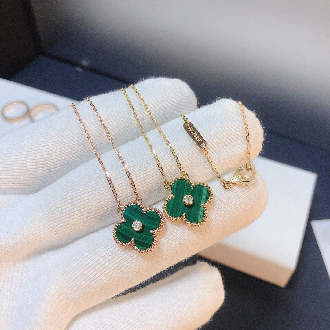 [Max Jewelry ]CLOVER 15MM DIAMOND TURQUOISE NECKLACE