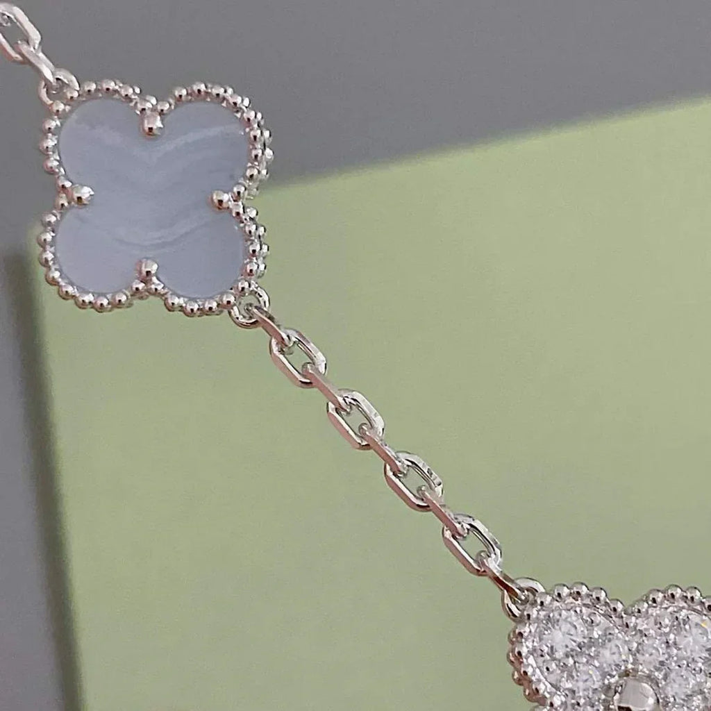 [Plus&Max]LUCKY CLOVER 5-MOTIF BRACELET - PURPLE CHALCEDONY COLLECTION