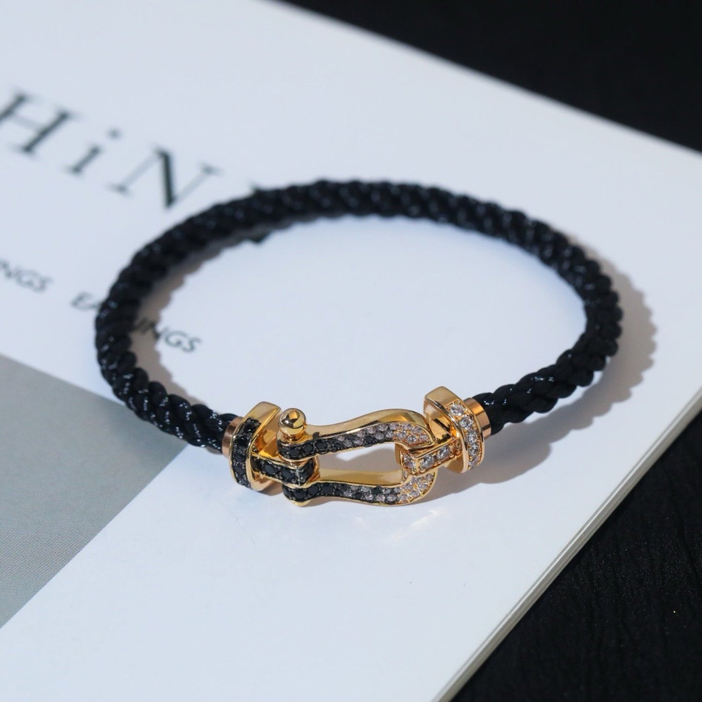 [Max Jewelry ]FORCE LARGE HORSESHOE BLACK WHITE DIAMOND BRACELET SILVER