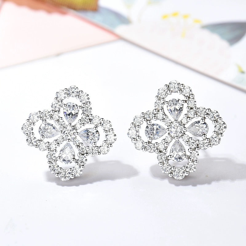 [Max Jewelry ]LOOP EARRINGS FULL MOTIF DIAMOND 16MM