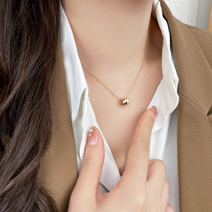 [Max Jewelry ]BEE MINI PEDANT DIAMOND NECKLACE