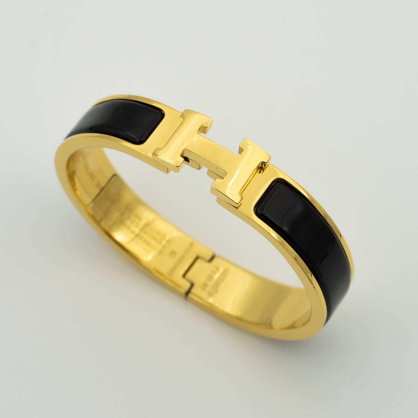 [Max Jewelry ]H BLACK BRACELET