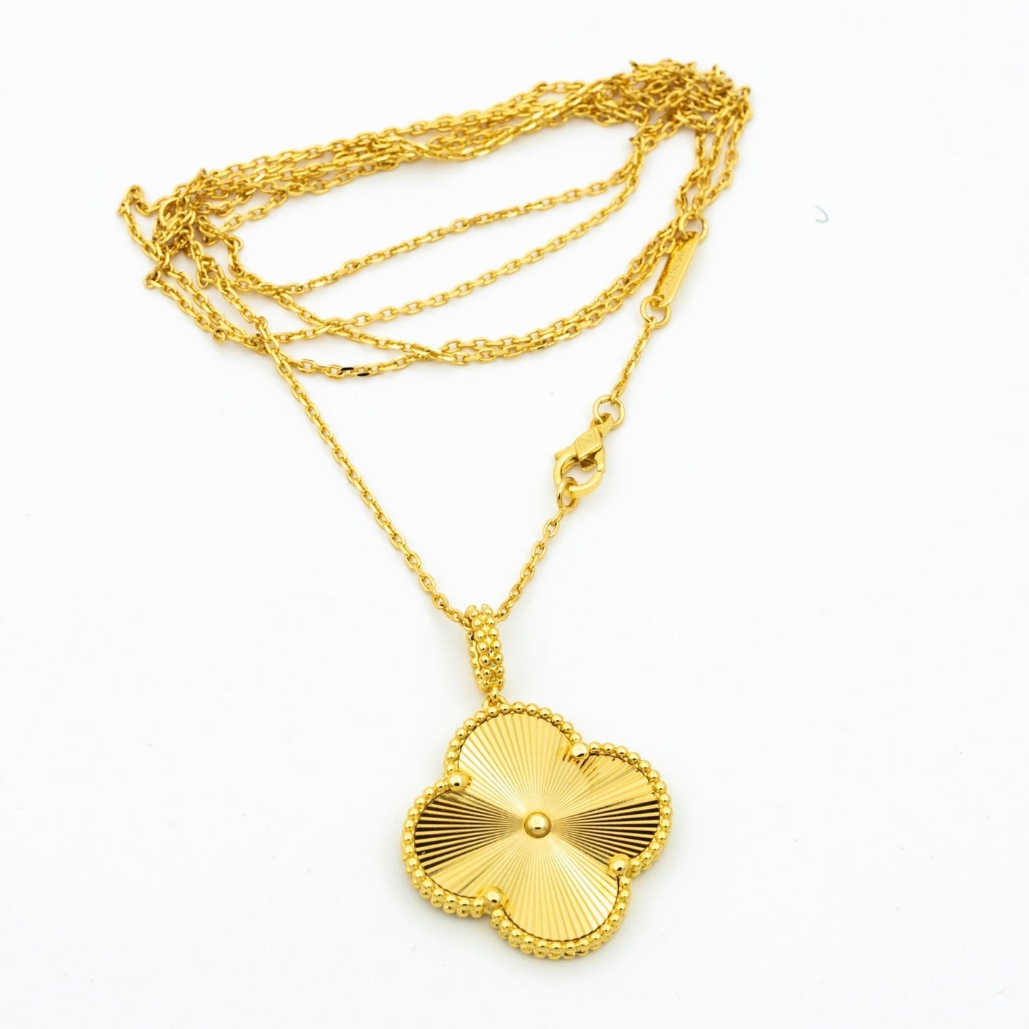 [Max Jewelry ]CLOVER 25MM PEDANT NECKLACE GOLD