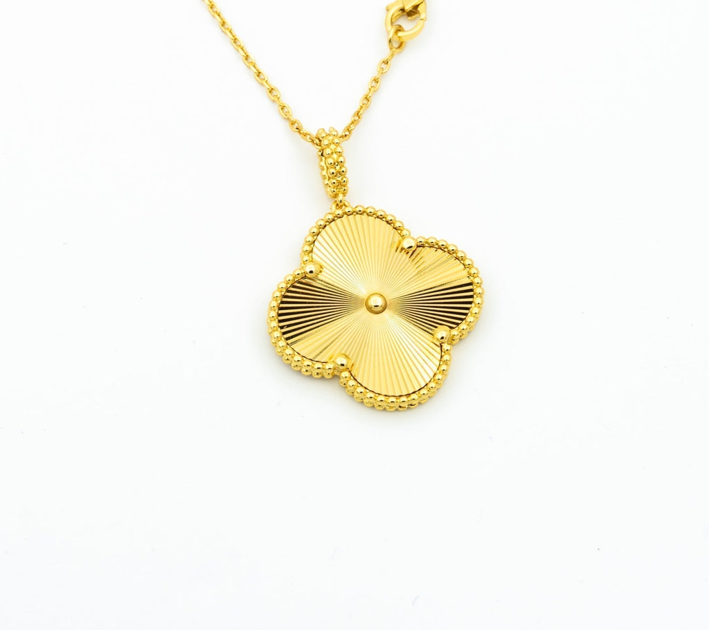 [Plus&Max]CLOVER 25MM PEDANT NECKLACE GOLD