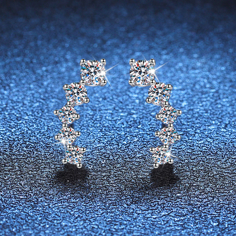 [Plus&Max]SPARKLING SMILE ARC MOISSANITE STUD EARRINGS