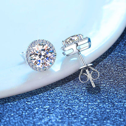 [Plus&Max]CLASSIC 4-PRONG ROUND MOISSANITE STUD EARRINGS