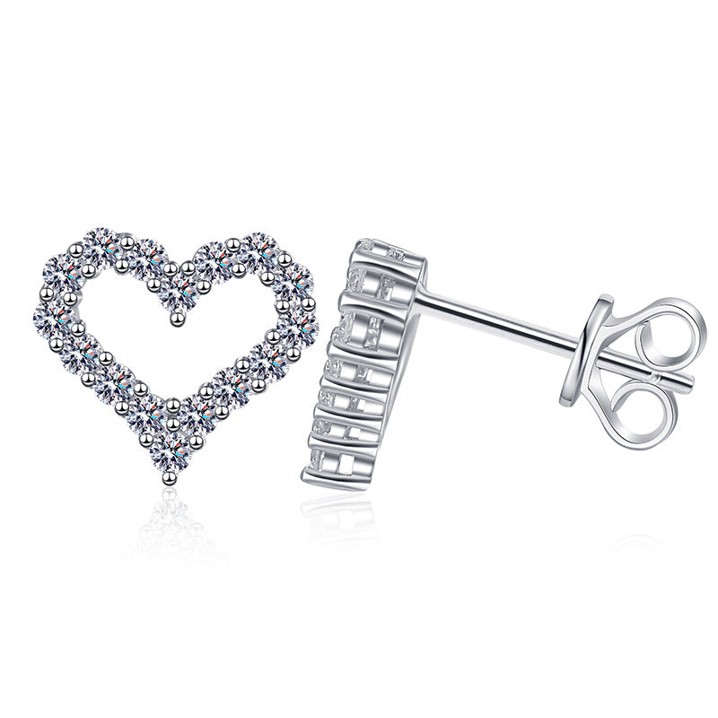 [Plus&Max]SPARKLING HEART-SHAPED MOISSANITE STUD EARRINGS
